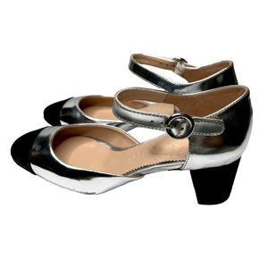 J.Crew Womens $229 Silver Metallic Shoe with Patent Cap Toe Size 5M BM689